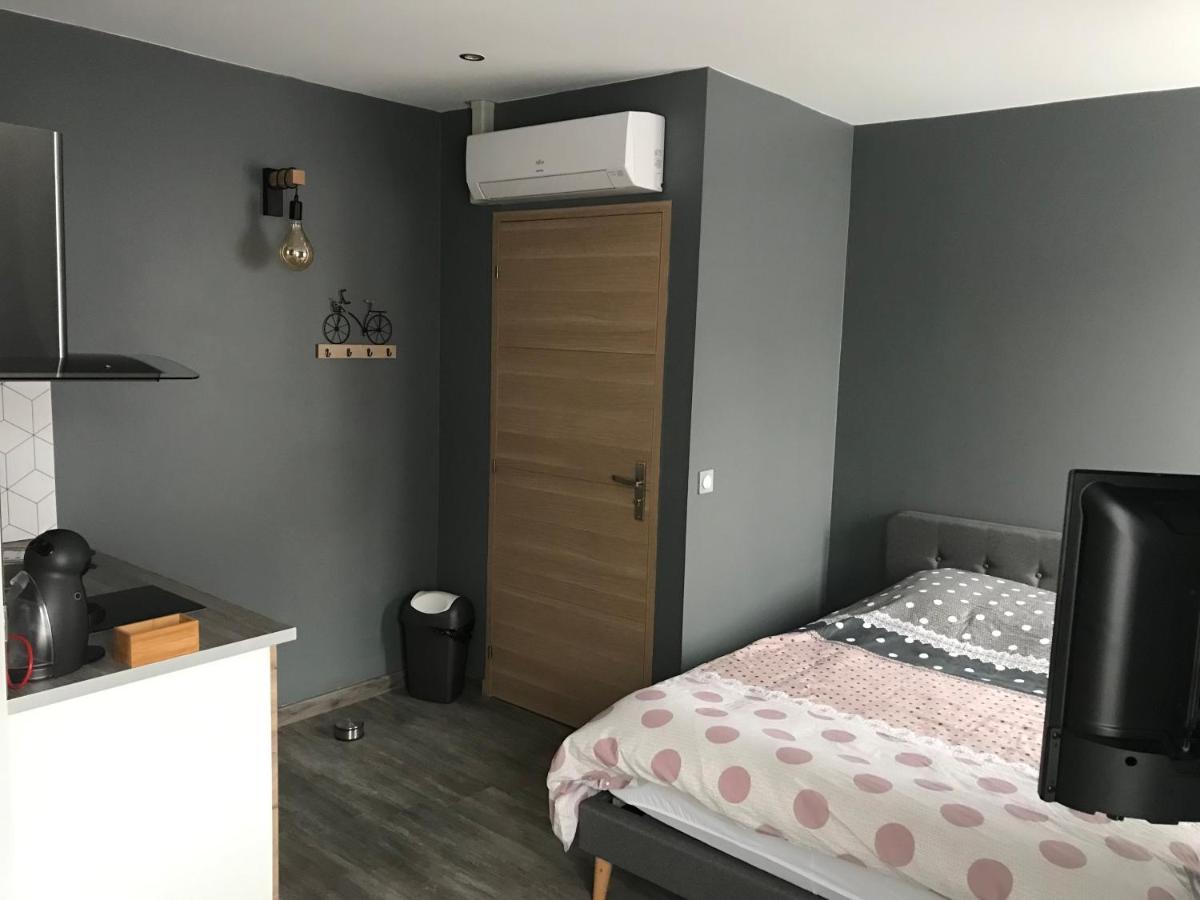 Suite 2 Cosy Cosne-sur-Loire Buitenkant foto